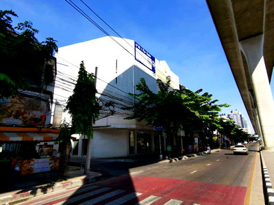 สำนักงาน MRT บางซ่อน : สำนักงาน 100 ตร.วา เตาปูน ดุสิต กรุงเทพมหานคร 48M