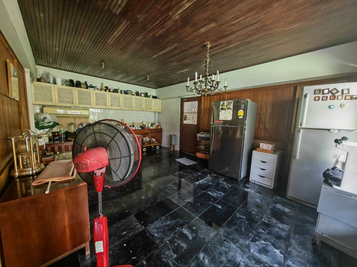 รูป ให้เช่าบ้านเดี่ยวซอยปรีดี26 ใกล้ถนนใหญ่ ซอยพัฒนเวศม์3 เดินทางสะดวก ใกล้โรงเรียนอินเตอร์และแหล่งไลฟ์สไตล์ ตอบไว0649742441 - รูปที่ 6/32