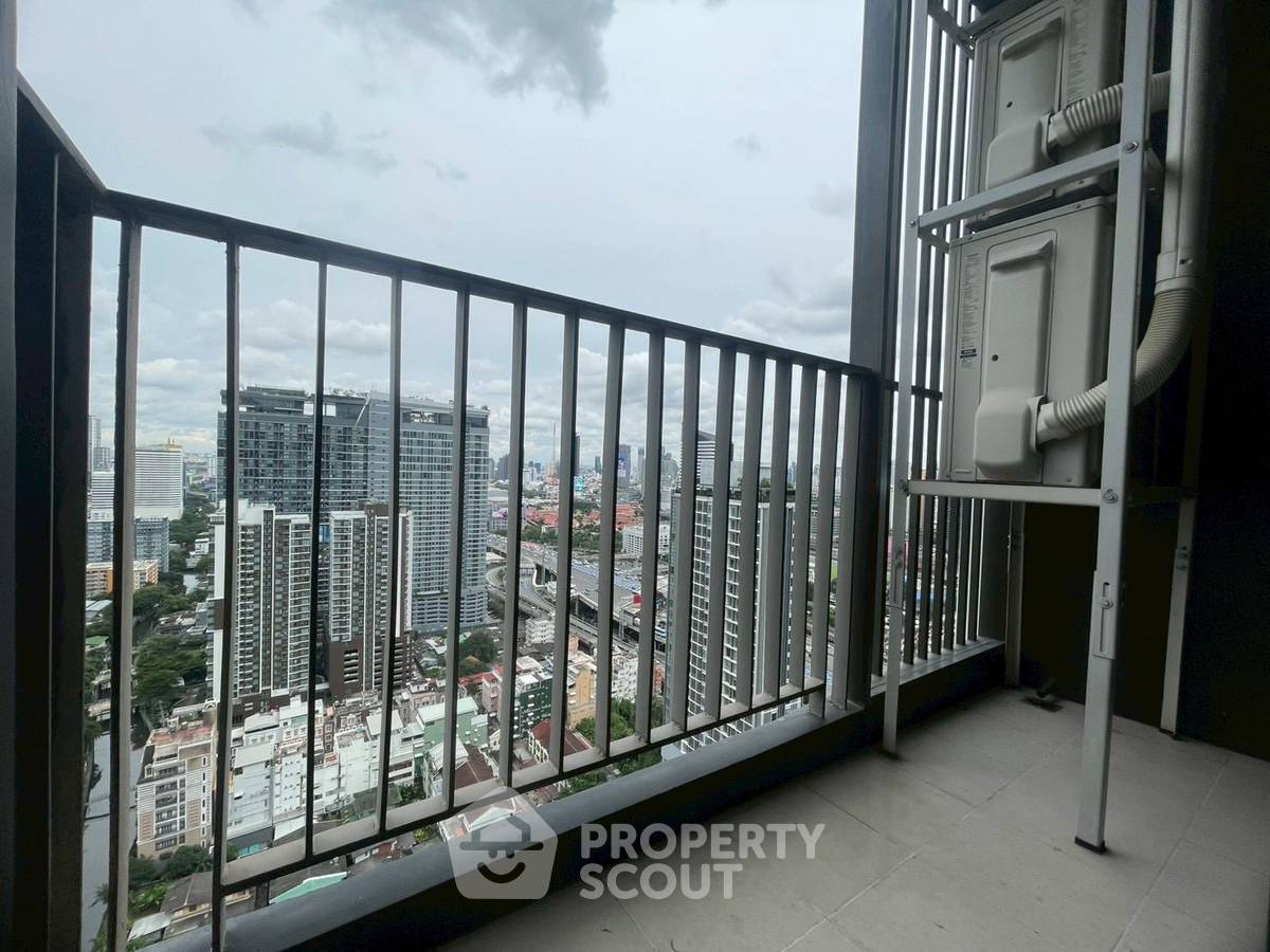 picture 2-BR Condo at Life Asoke - Rama 9 near MRT Phra Ram 9 (ID 2640204) - 7/10