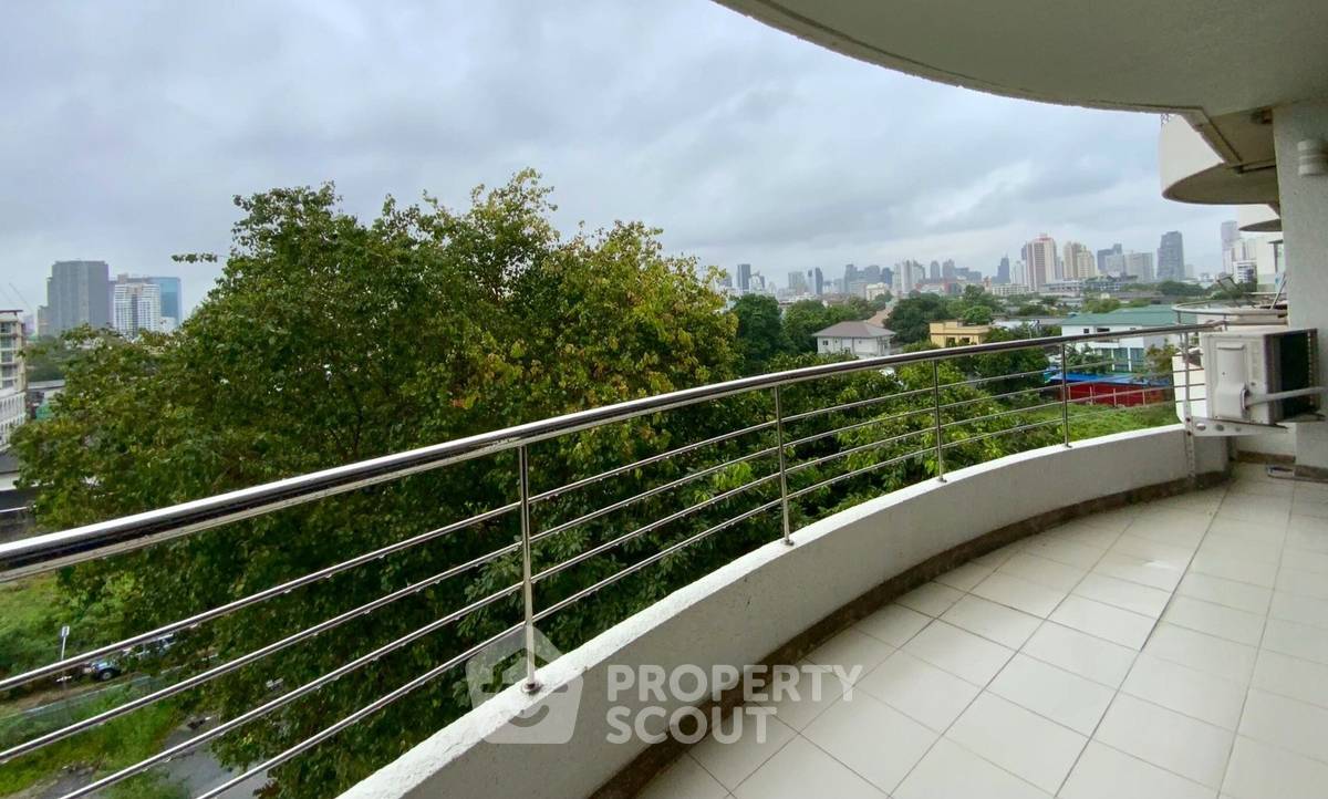 รูป คอนโด 2-ห้องนอน ที่ ศุภาลัย เพลส สุขุมวิท 39 ใกล้ BTS พร้อมพงษ์ (ID 375198) - รูปที่ 5/14