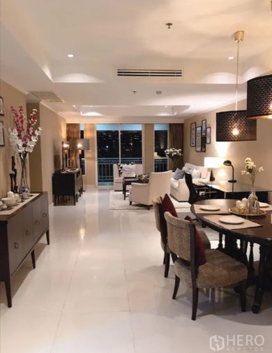 For rent 2 Bedroom Condominium in The Oleander in Watthana, Bangkok BTS Nana BRE10993