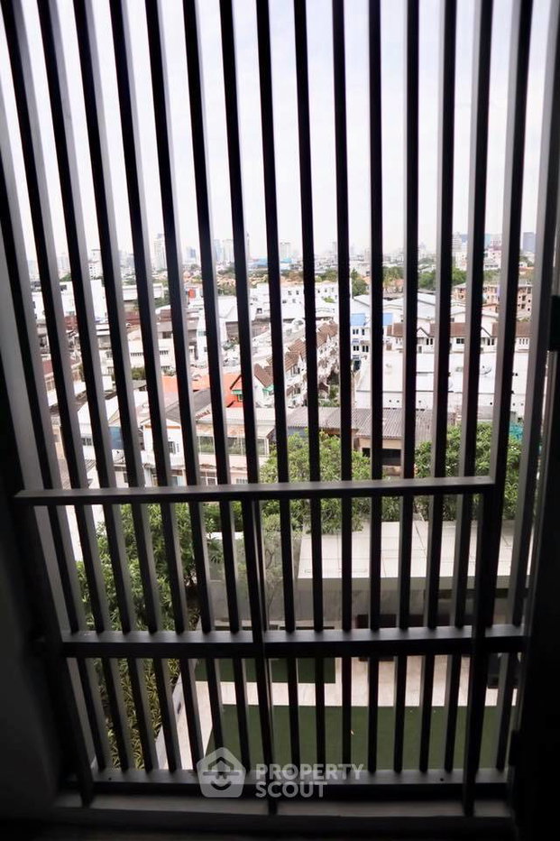 รูป คอนโด 2-ห้องนอน ที่ เดอะ รูม สุขุมวิท 69 ใกล้ BTS พระโขนง (ID 846309) - รูปที่ 11/19