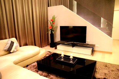 ขายคอนโด : 🔥 ขายพร้อมผู้เช่า !!  Urbano Absolute Sathorn - Taksin, 3 นอน, 3 น้ำ, ชั้นสูง, ห้องอยู่ทิศเหนือ, ทำเลดี !! Code C20221206251 แต่งครบ, ราคาพิเศษ!!📣📣