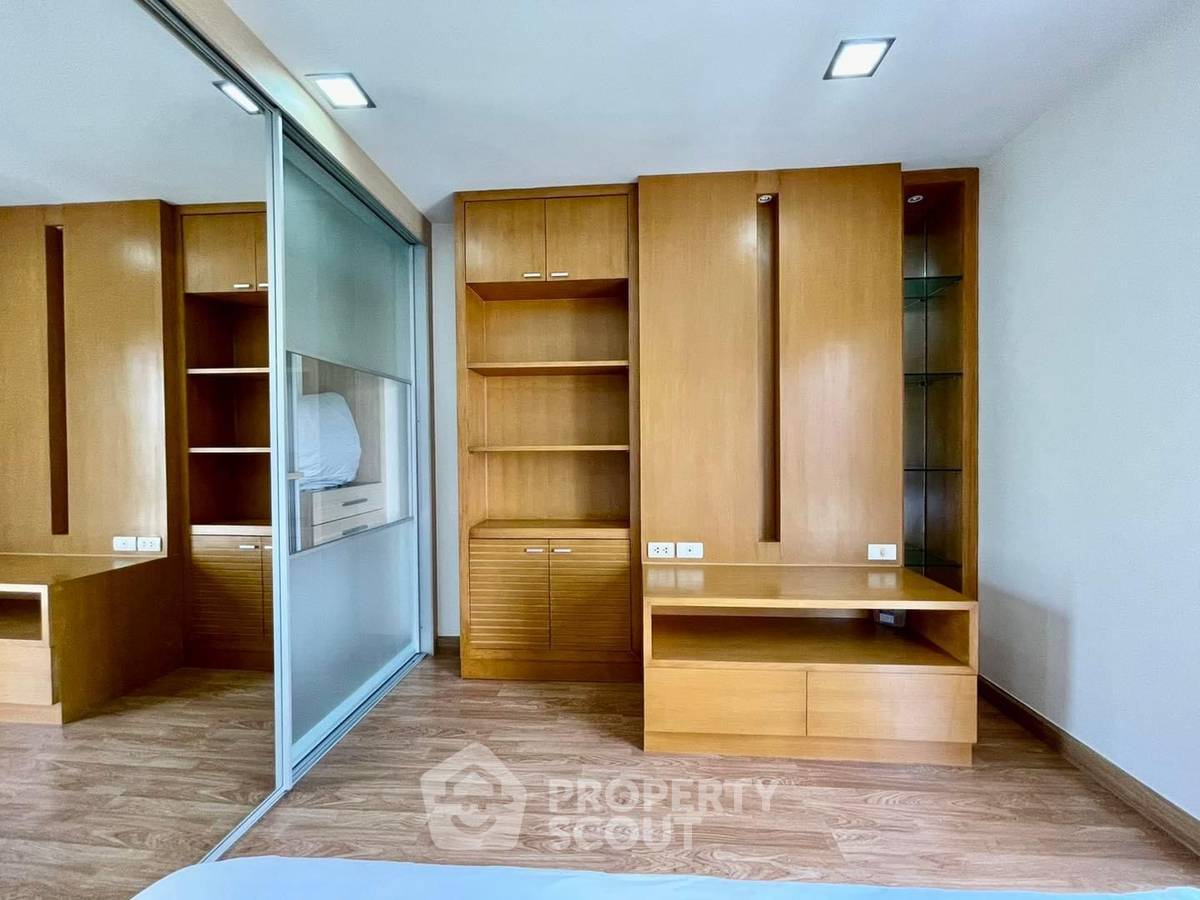 รูป คอนโด 2-ห้องนอน ที่ ดิ แอลโคฟ สุขุมวิท 49 ใกล้ BTS พร้อมพงษ์ (ID 1528305) - รูปที่ 10/14