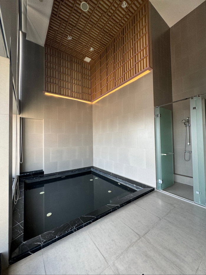 picture [RENT] THE ESSE SINGHA COMPLEX | Luxury 2BR – High Floor (34th) – 2 Parkings - 12/17