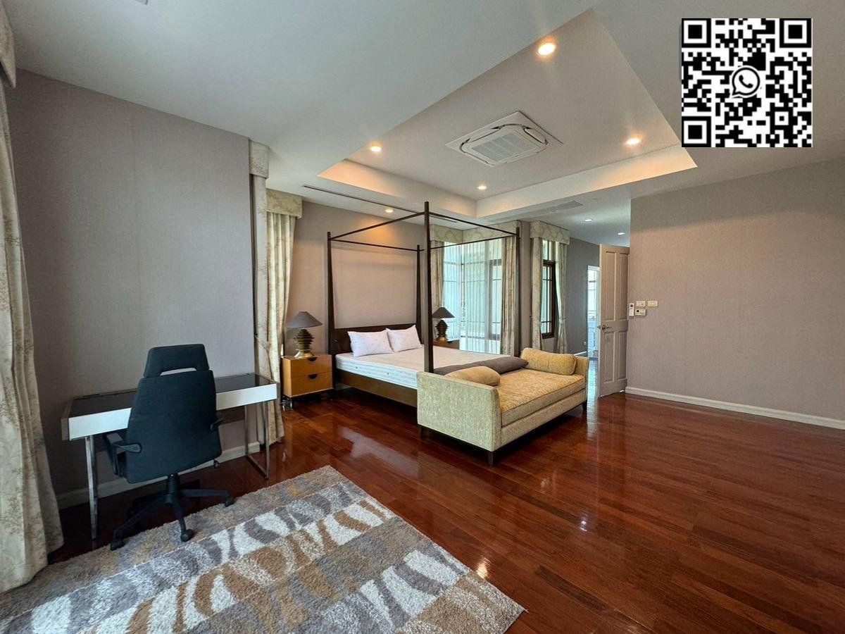 picture Luxury houses in exclusive private compound No Co-Agent - 19/32
