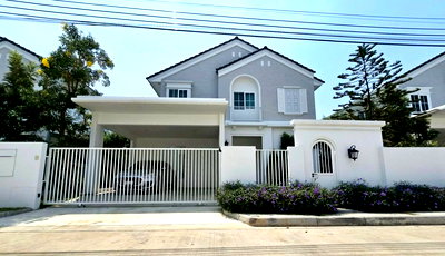 บ้านเดี่ยวให้เช่า : ME2500026 ให้เช่าบ้าน 2 ชั้น ย่านบางนา ชัยพฤกษ์ บางนา กม 15 เฟอร์นิเจอร์ครบ ใกล้ MEGA บางนา