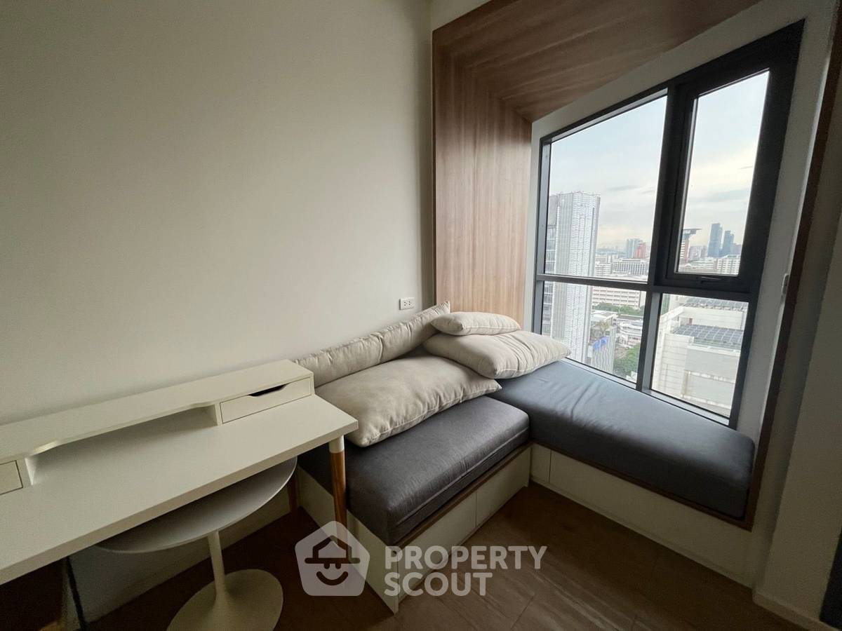 รูป คอนโด 1-ห้องนอน ที่ ทริปเปิล วาย เรสซิเดนซ์ สามย่าน ใกล้ MRT สามย่าน (ID 2103922) - รูปที่ 3/7