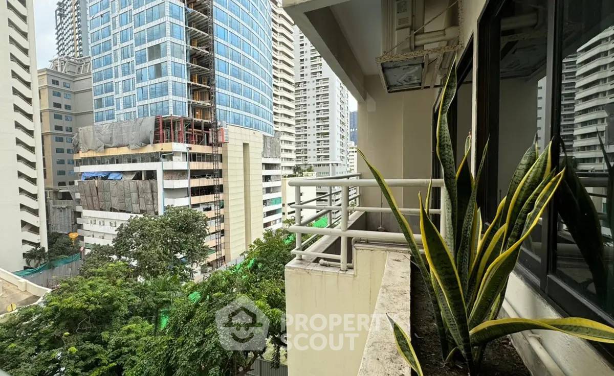 รูป คอนโด 1-ห้องนอน ที่ สราญใจ แมนชั่น คอนโดมิเนียม ใกล้ BTS นานา (ID 2866810) - รูปที่ 8/15
