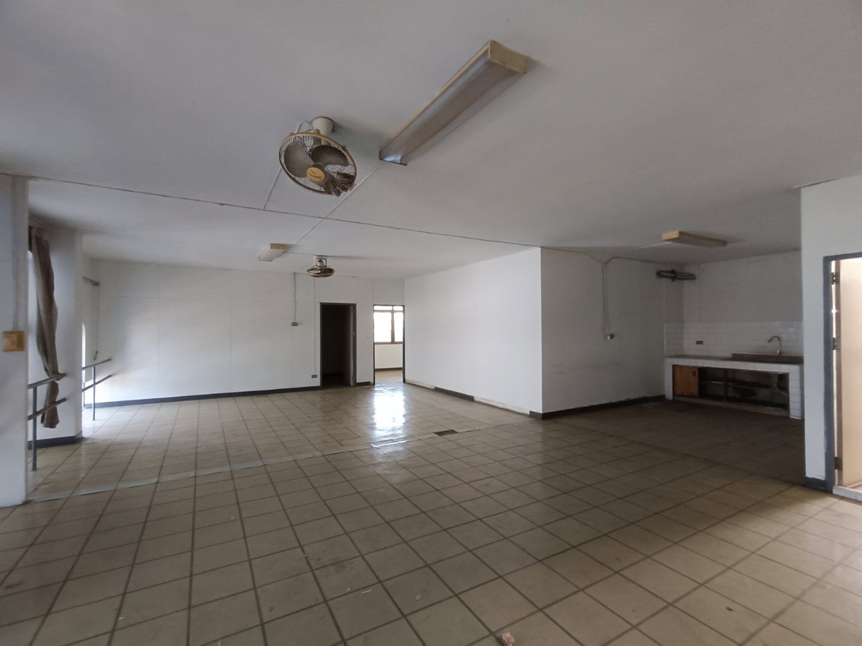 picture OFFICE 410 Sq.w. Muang Lampang Lamphang for 44M - 1/14
