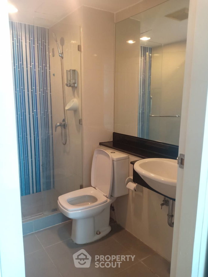 picture 1-Bedroom Condo At Chateau In Town Major Ratchayothin 2, 300m to BTS (ID 673564) - 11/13