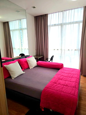 Condos for rent : [P-50359] Condo for Rent near BTS Bang Na, The Coast Bangkok, Spacious 2BR 2Bath, 18th Floor, City View 33,000 THB 085-592-2897 Line: @easythaihome