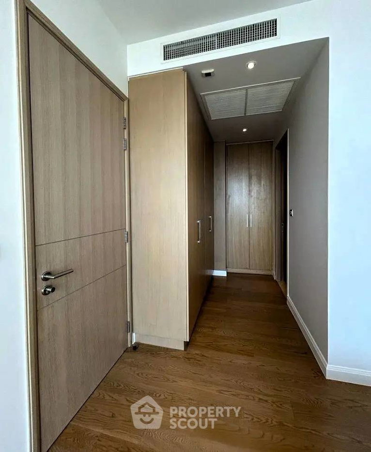 รูป คอนโด 1-ห้องนอน ที่ แมกโนเลียส์ วอเตอร์ฟรอนท์ เรสซิเดนซ์ ใกล้ BTS สะพานตากสิน (ID 2866644) - รูปที่ 12/14