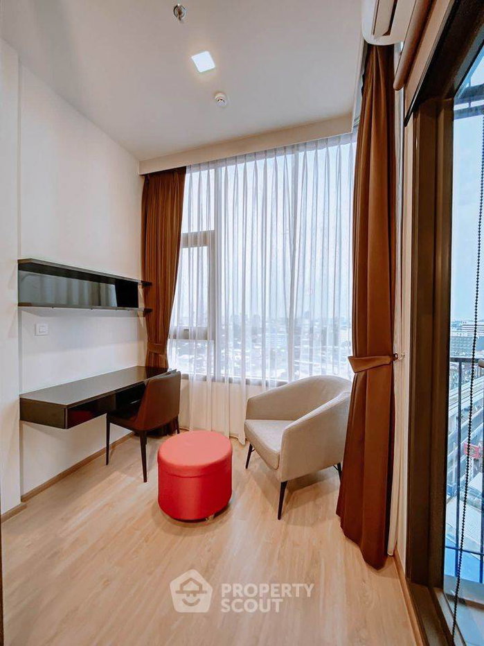 picture 1-BR Condo at Centric Ratchayothin near BTS Ratchayothin (ID 656459) - 10/12