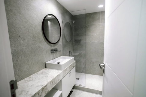 LTH15264 Spacious Condo for Sale Phloen Chit | City Lifestyle Best Value | Near BTS Phloen Chit | 15.9 MB