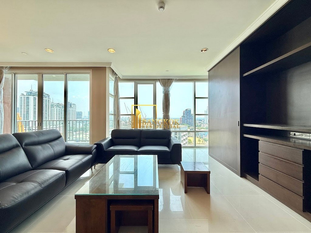 รูป Fullerton | Modern 3 Bedroom Luxury Condo in Ekkamai Area - BR9304CD - รูปที่ 1/36