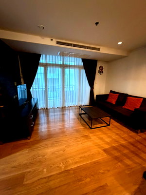 Condos for rent Sukumvit 15 : Hot Price for Wattana Suite (3bed 3bath)🔥