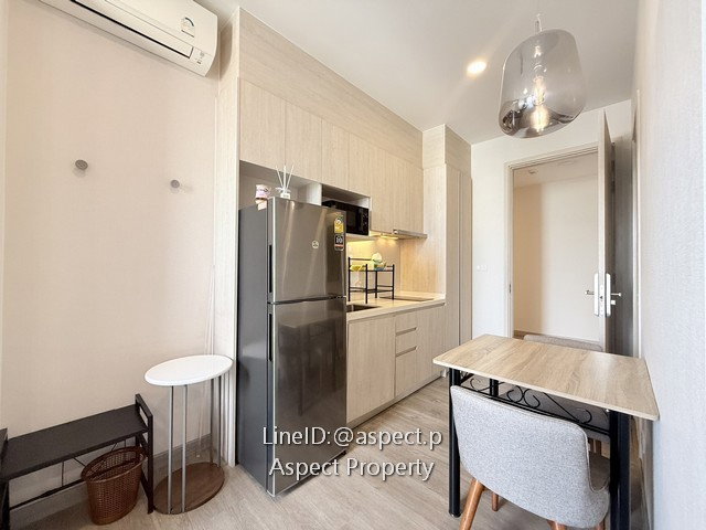 picture KEEN Centre Condo Sriracha for Ren - 12/13