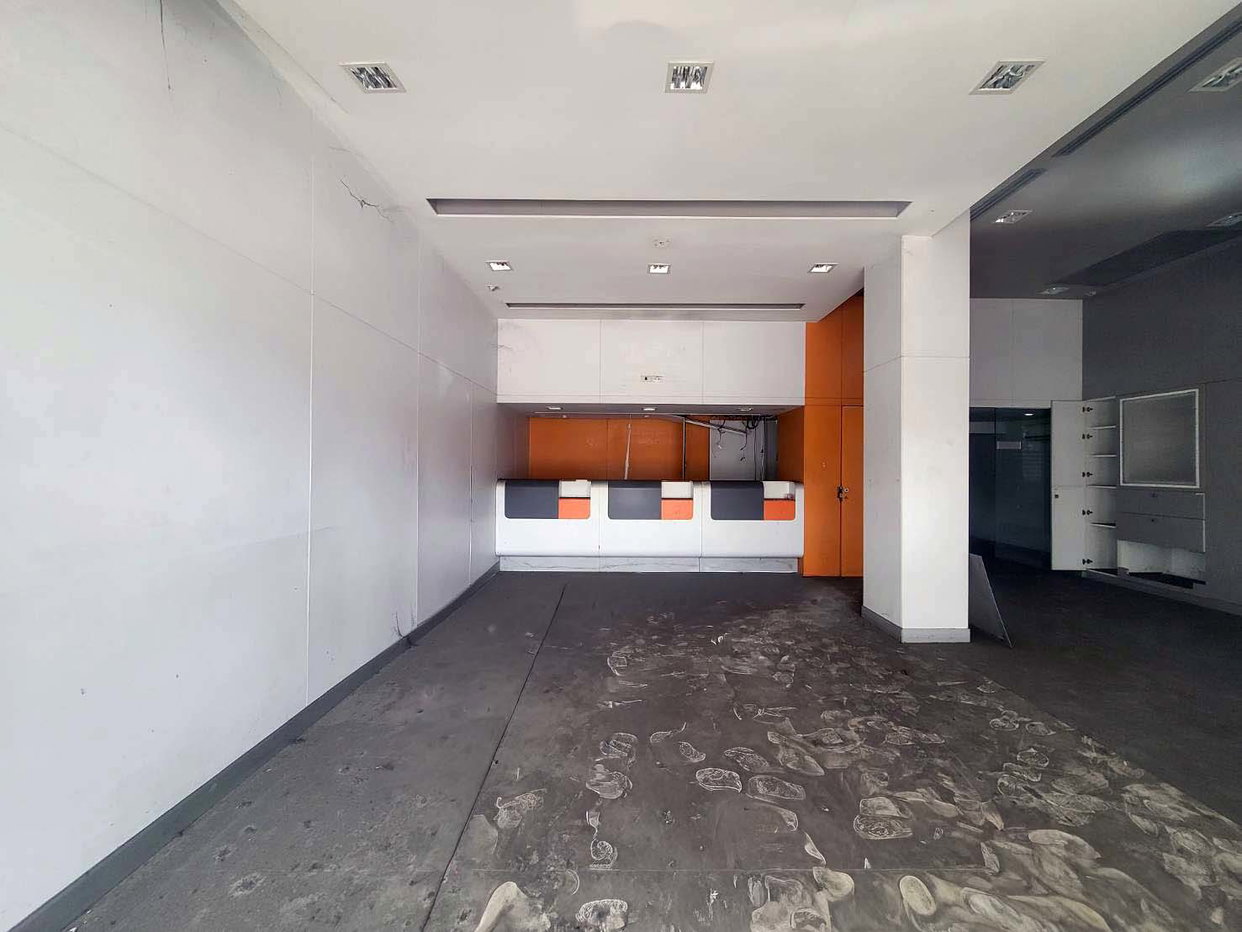 รูป สำนักงาน 42 ตร.วา รามอินทรา (กม.7) บางกะปิ กรุงเทพมหานคร 13.2M - รูปที่ 1/3