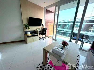 Condos for rent Wiset Road Phuket : 1 Bedroom Beachfront Condo 6206249