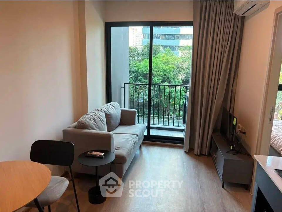 picture 1-BR Condo at Nue District R9 near MRT Phra Ram 9 (ID 2857610) - 2/8