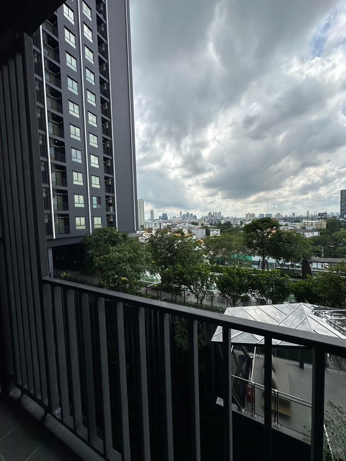 รูป For Rent: Ideo Sukhumvit-Rama 4 Brand new unit with nice view near BTS - รูปที่ 12/13