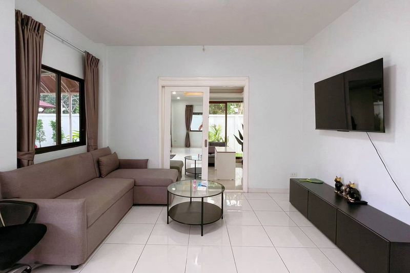 picture For Rent   Royal View Village   4  Beds 3 Bath - 2/14
