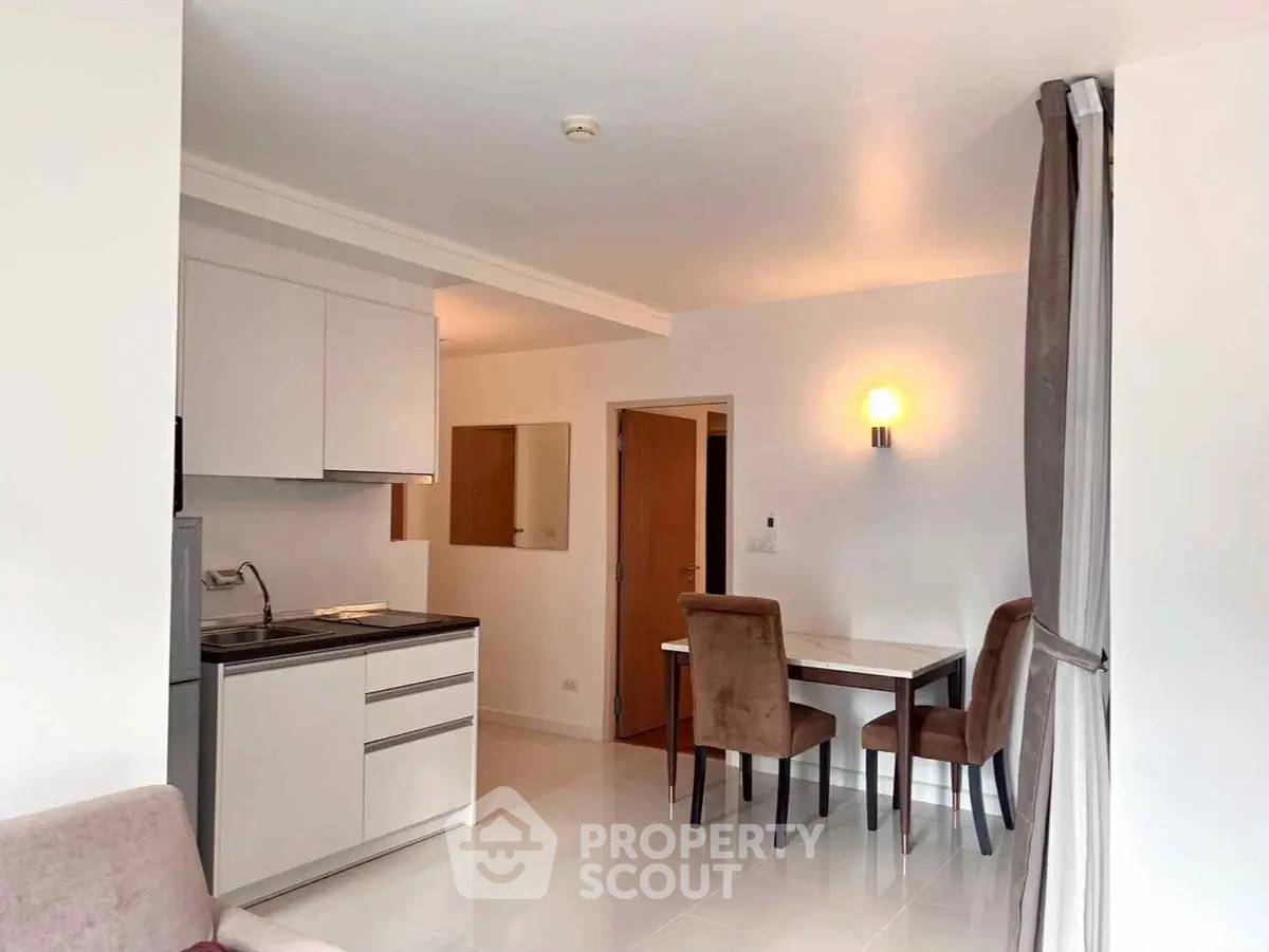 รูป คอนโด 1-ห้องนอน ที่ เลอ โคเต้ สุขุมวิท 14 ใกล้ BTS อโศก (ID 2866831) - รูปที่ 5/20