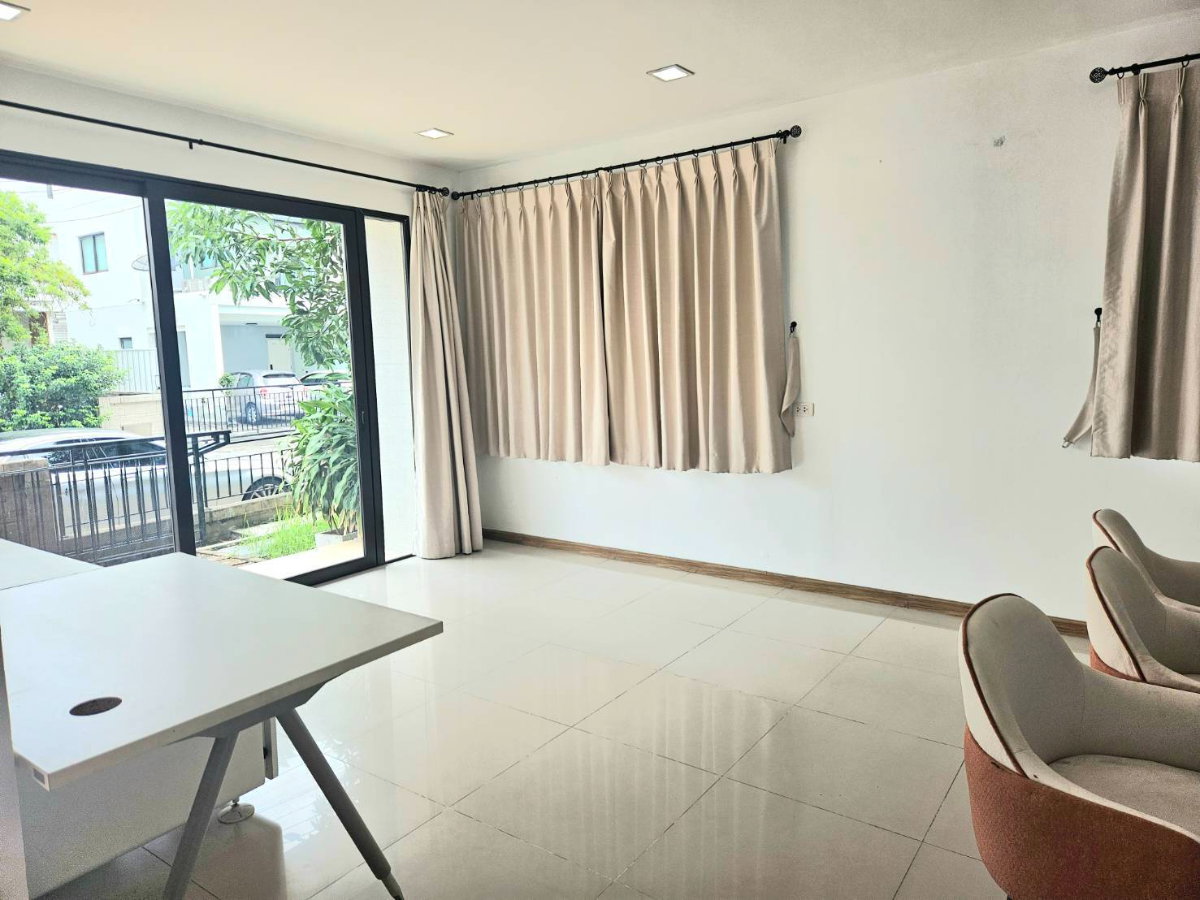 รูป 🏠 ให้เช่าบ้านหรู สุขาภิบาล 5 - โกลเด้นท์เพรสทีช - รูปที่ 10/16