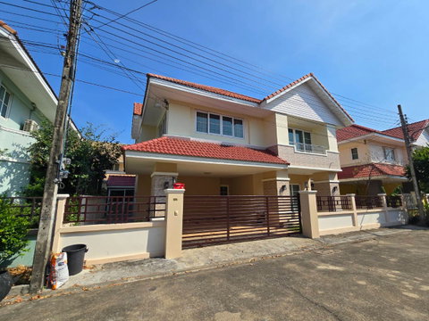 For Sale: Spacious Single House – Luxury Feel at Only 7.99 MB