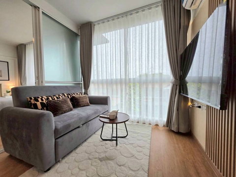 The Wide Condo For Sell WR-04468