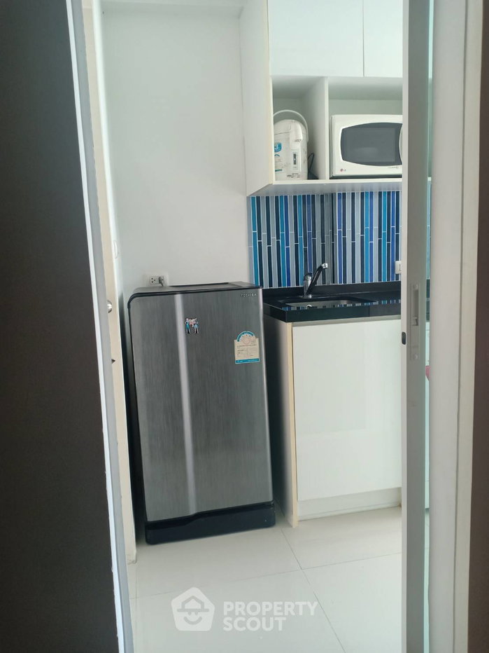 picture 1-Bedroom Condo At Chateau In Town Major Ratchayothin 2, 300m to BTS (ID 673564) - 8/13