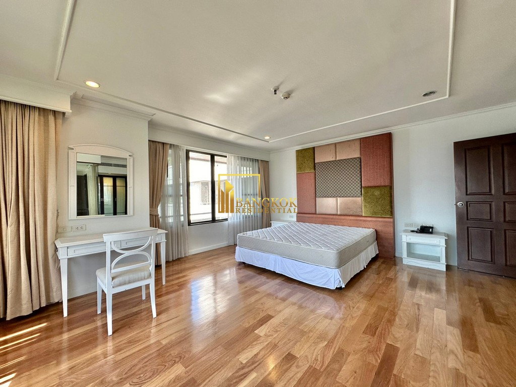 รูป Impressive 4 Bedroom Apartment in Asoke - BR0453AP - รูปที่ 16/49