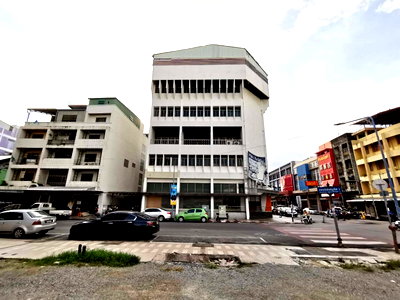 สำนักงาน สถานีขนส่งหาดใหญ่ : สำนักงาน 162.1 ตร.วา ถนนธรรมนูญวิถี หาดใหญ่ หาดใหญ่ สงขลา