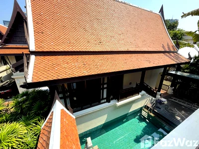 Houses for rent Bangkok : .420 SqM Rental in Phra Khanong: 3 Bed, 3 Bath Baan Sukjai House 1391174