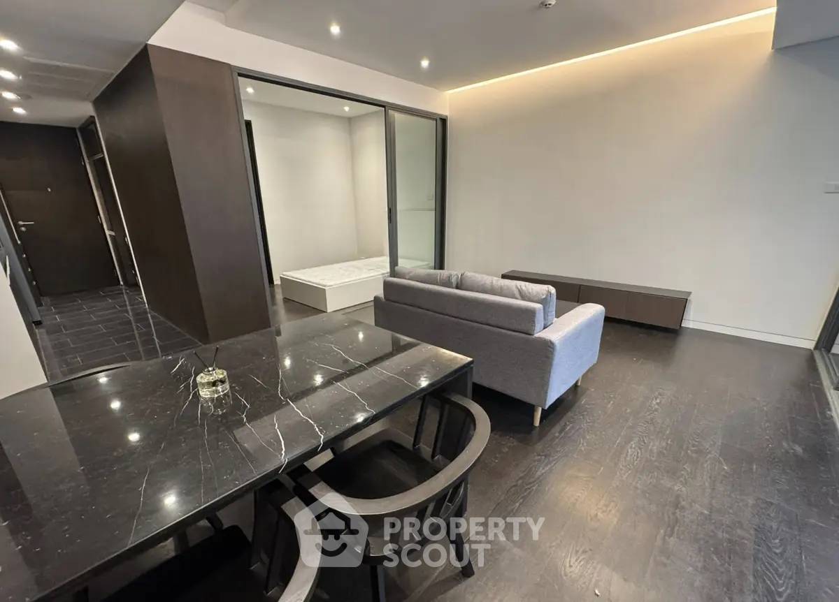 รูป คอนโด 2-ห้องนอน ที่ ไซมิส จอยญ่า ใกล้ MRT เพชรบุรี (ID 2866684) - รูปที่ 2/19