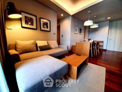 Condos for rent : 2-BR Condo At The Lumpini 24, 15th-Floor Near BTS Phrom Phong (ID 2627541)