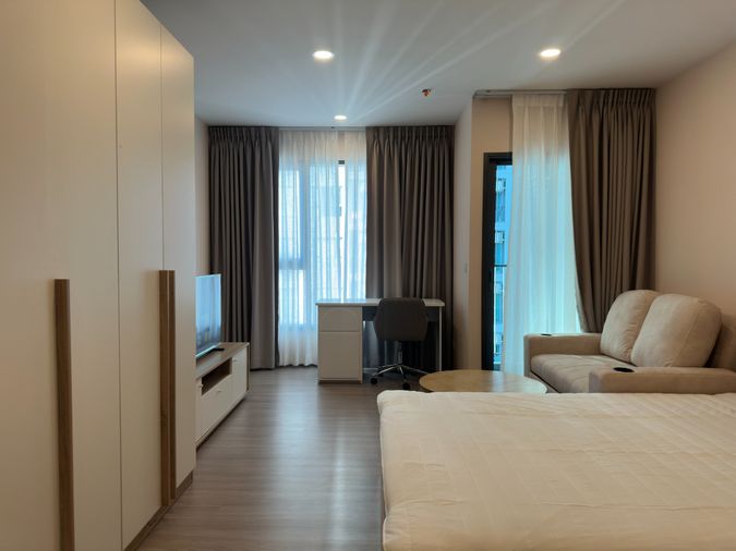 For Rent: Aspire Sukhumvit Rama4 Brand New Near BTS Phrakhanong