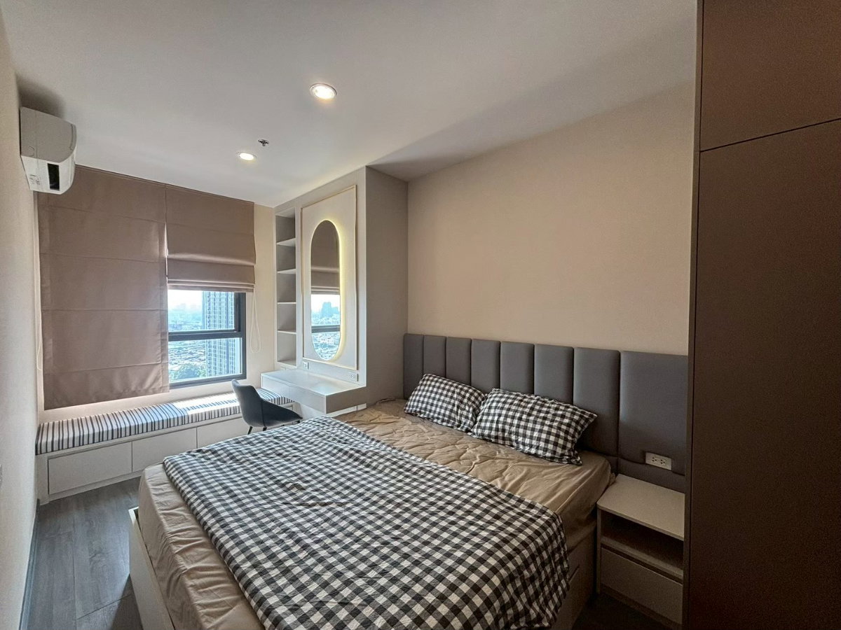 รูป For Rent: Ideo Sukhumvit-Rama 4 Brand new unit with nice view near BTS - รูปที่ 1/10