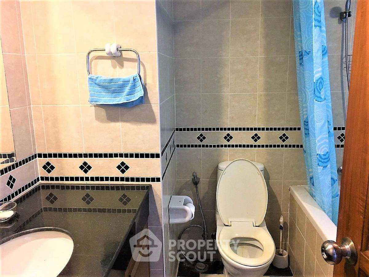 รูป คอนโด 2-ห้องนอน ที่ รอยัล ฮิลล์ รีสอร์ท ใกล้ พัทยาใต้ (ID 1229266) - รูปที่ 8/16