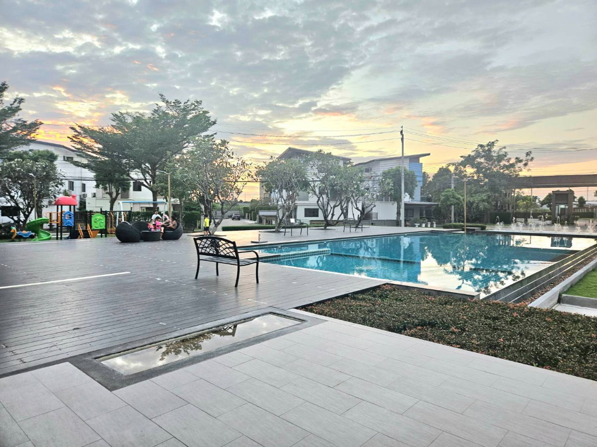 รูป 🏠 ให้เช่าบ้านหรู สุขาภิบาล 5 - โกลเด้นท์เพรสทีช - รูปที่ 16/16