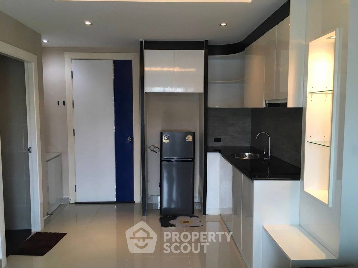 รูป คอนโด 1-ห้องนอน ที่ เดอะ บลู เรสซิเด้นท์ ใกล้ พัทยาตะวันออก (ID 2864831) - รูปที่ 5/13