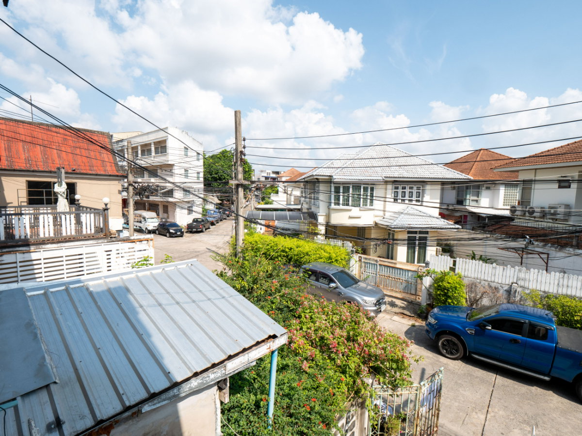 รูป #ขายบ้านทาวน์เฮาส์ ขนาด 20 ตรว. เพียง 1.5 ล้าน #ราคาดีที่สุดในโครงการ #หมู่บ้านมิตรอนันต์ ซอยรามอินทรา 34 แยก 21 เหมาะซื้อรีโนเวทใหม่ - รูปที่ 45/45