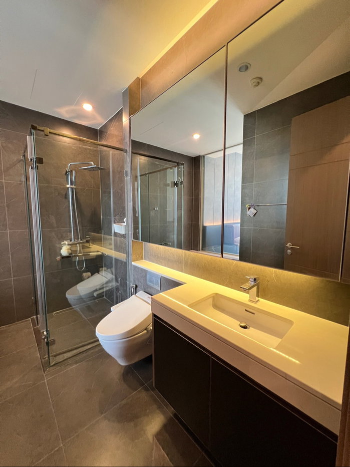 picture [RENT] THE ESSE SINGHA COMPLEX | Luxury 2BR – High Floor (34th) – 2 Parkings - 7/17