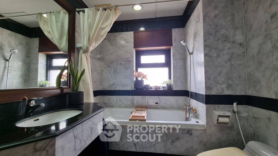 รูป คอนโด 2-ห้องนอน ที่ บ้านปิยะสาธร คอนโดมิเนียม ใกล้ MRT สีลม (ID 425651) - รูปที่ 2/7