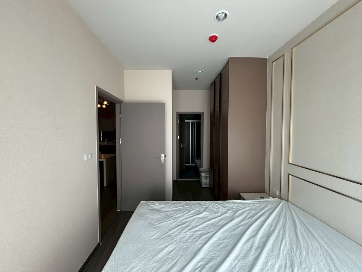 รูป For Rent: Ideo Sukhumvit-Rama 4 Brand new unit with nice view near BTS - รูปที่ 9/10
