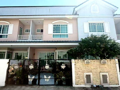 Townhouses for rent Chonburi : Townhouse for rent at Bristol Park (3 bedrooms, 2 bathrooms)