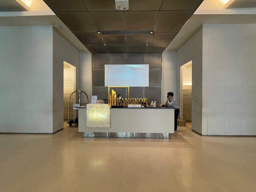 รูป Fullerton | Modern 3 Bedroom Luxury Condo in Ekkamai Area - BR9304CD - รูปที่ 35/36