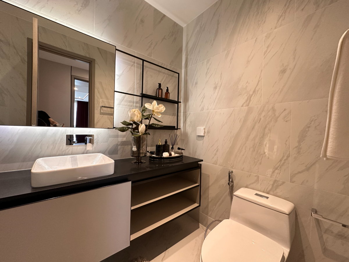 picture The Room Sukhumvit 38 2 bedrooms 90 sq m.  - 16/17