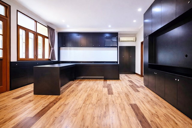 รูป ใกล้ BTSอารีย์ 750 ม. ราชครู Produciton house Office คฤหาสน์ขนาดใหญ่มาก 12 นอน 500 ตร.ม. 5 น้ำ 84,998B-M. 1ไร่ 200ตรว. 500 ตร.ม. - รูปที่ 4/8